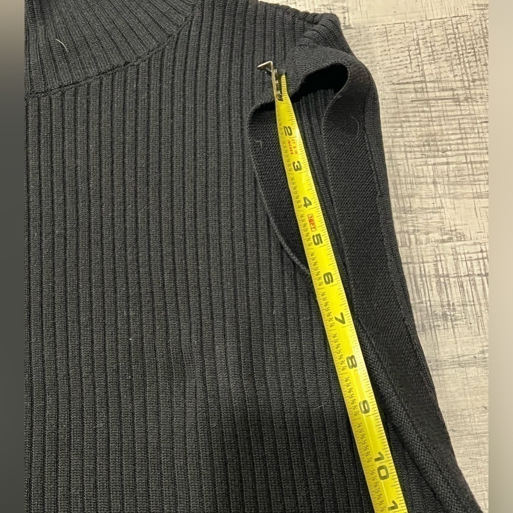 Eileen Fisher Black Merino Turtleneck Top in Regenerative Wool Size Medium - Picture 7 of 10